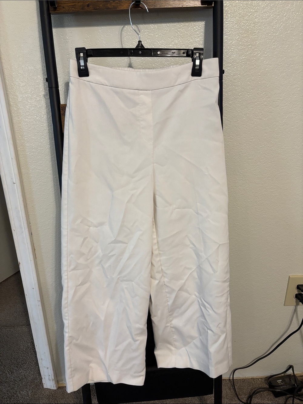 Nicole Miller White Wide-Leg Cropped Pants
